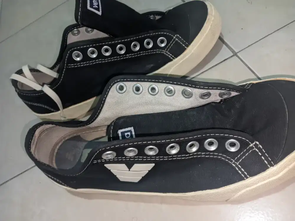Sepatu VENTELLA U43
