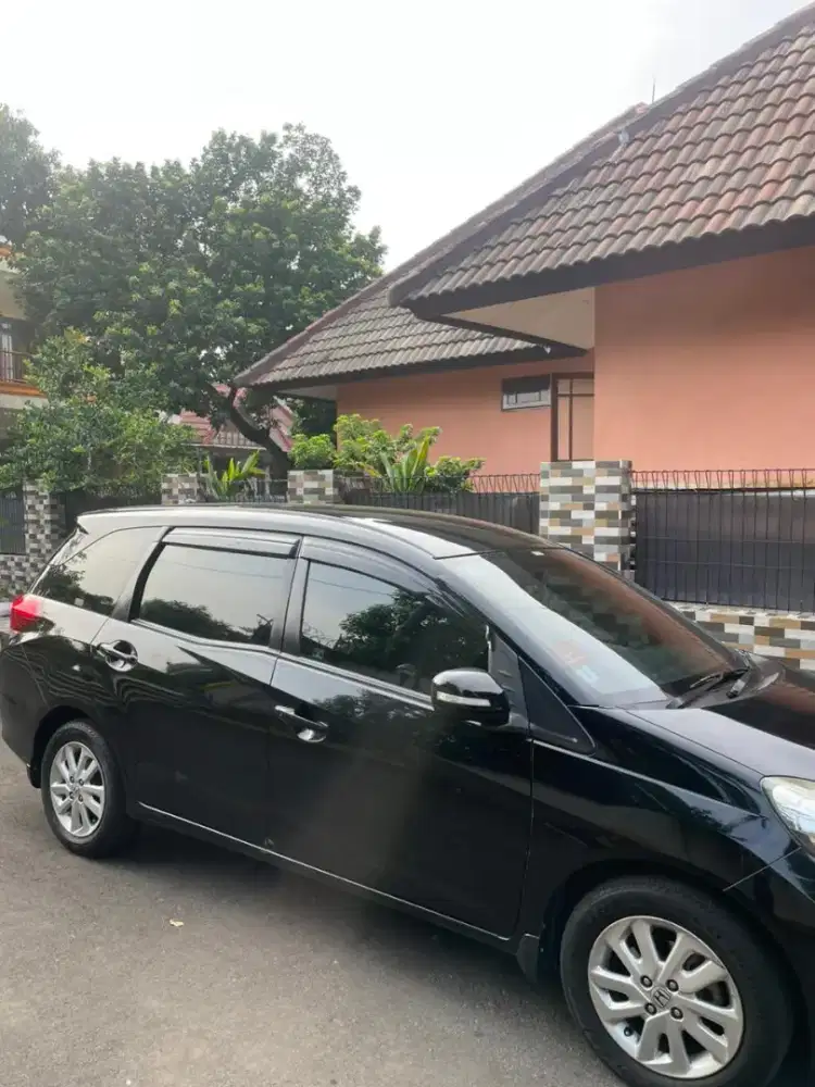 JUAL MOBILIO BEKAS RASA BARU