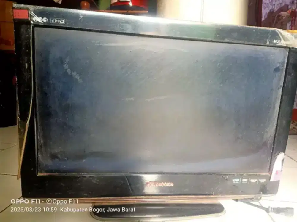 TV LCD merk polytron 24 inch masih analog