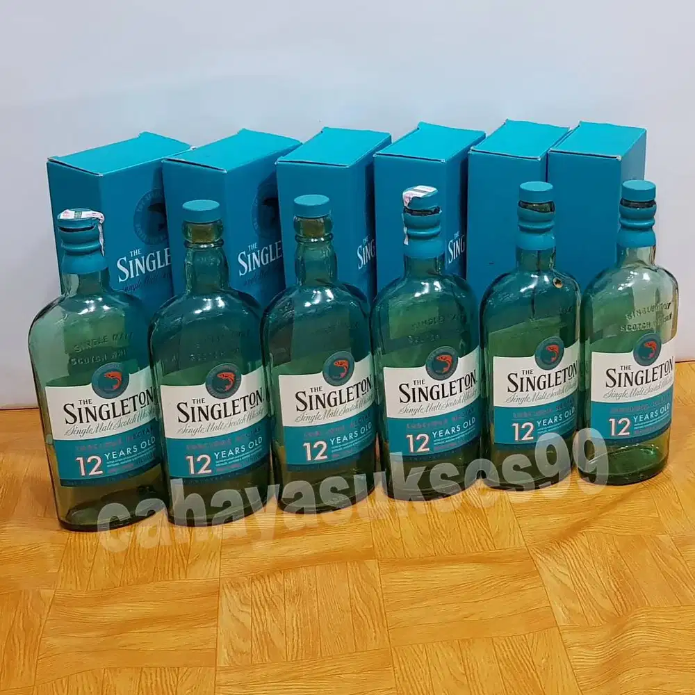 Botol Kosong Antik Bekas Minuman Import Koleksi Unik Dekorasi Kamar