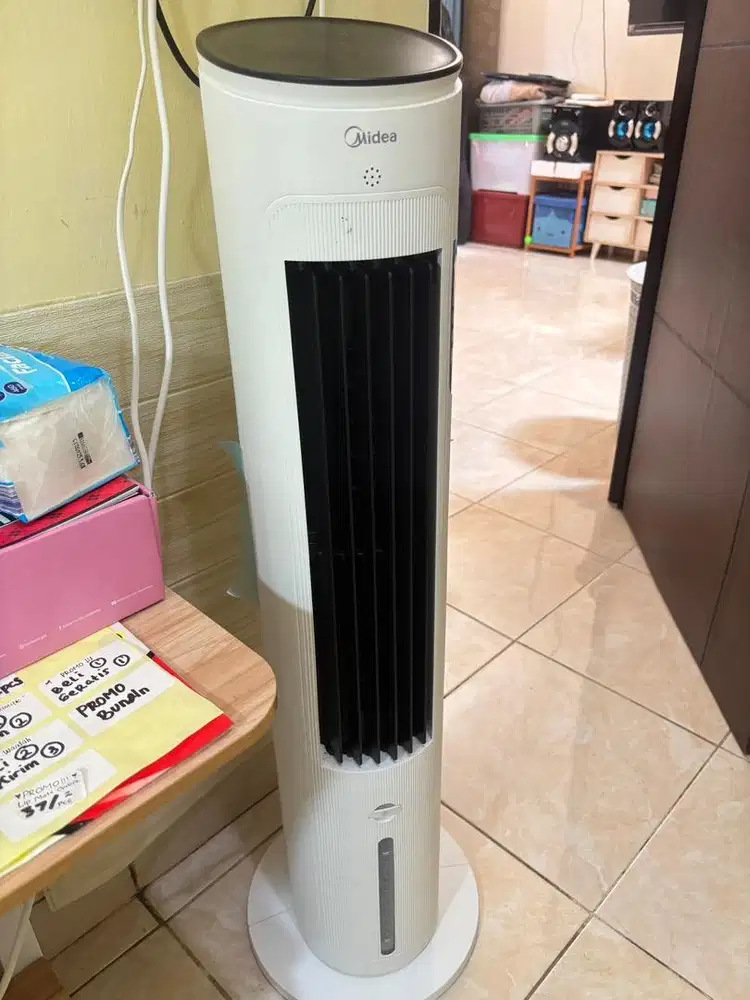 AIR COOLER Merk Midea