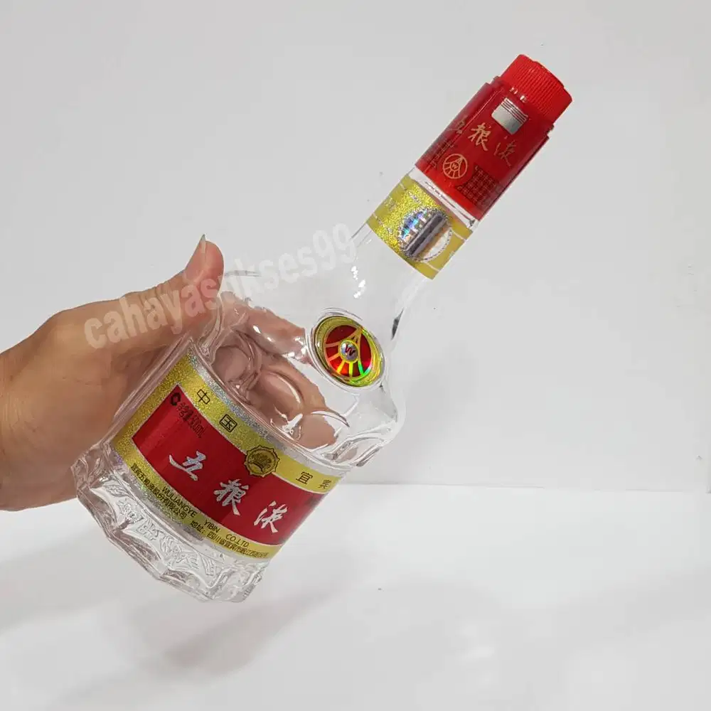 Botol Kosong Bekas Minuman Import WULIANGYE YIBIN 500 ml Koleksi Antik