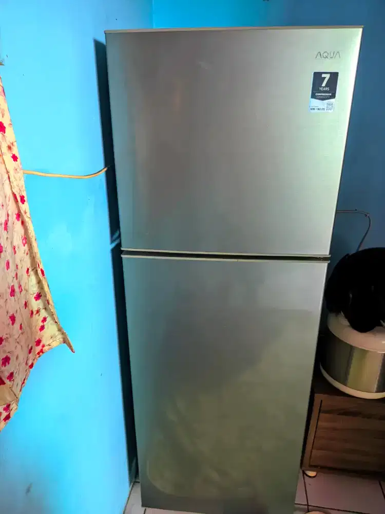 kulkas AQUA 2 pintu non salju
