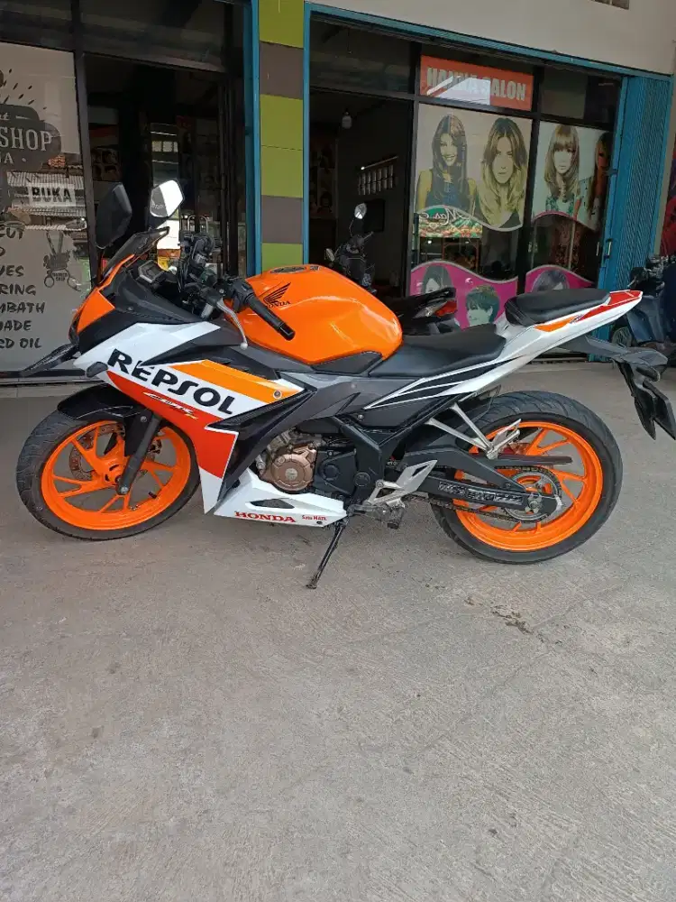 NEW CBR 150 R REPSOL 2017