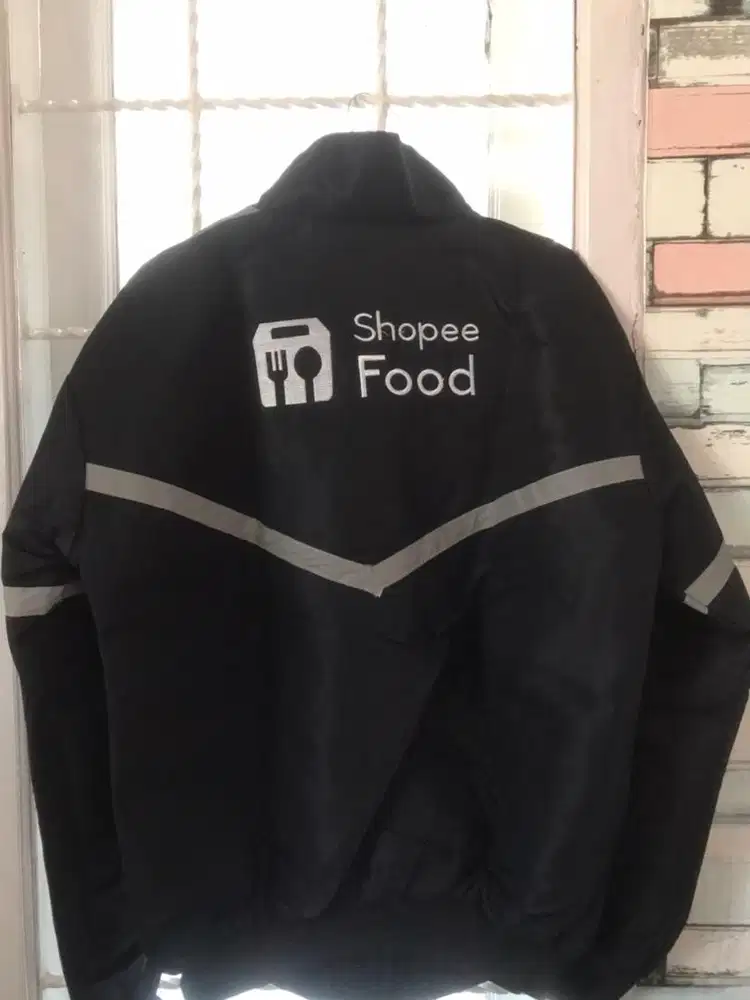 Dijual cepat jaket ShopeeFood Baru