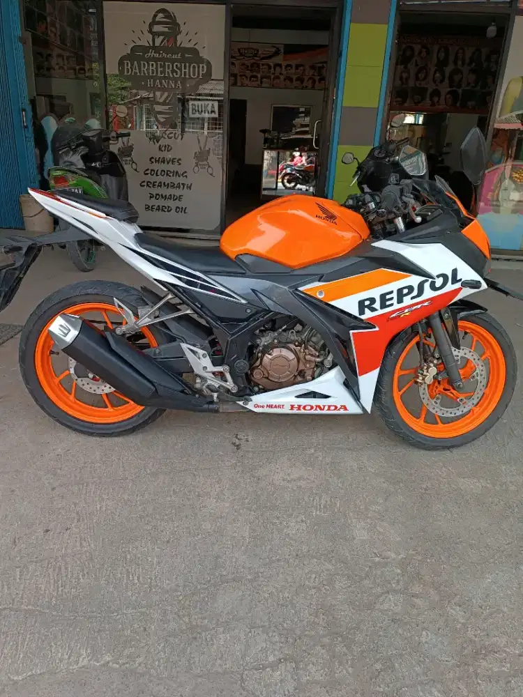 HONDA NEW CBR 150 R 2017