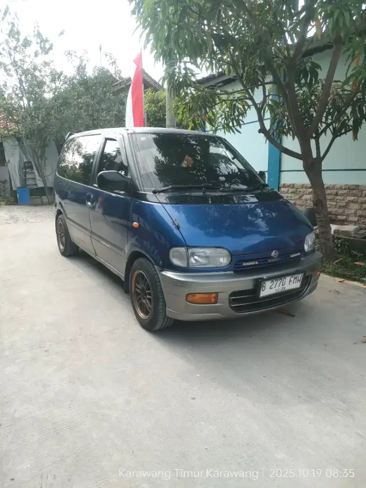 Nissan Serena C23 1996 km rendah istimewa