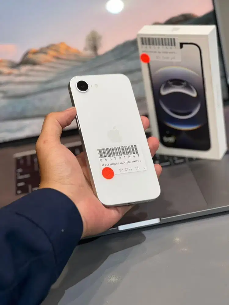 Second iphone 16e 128 gb ibox