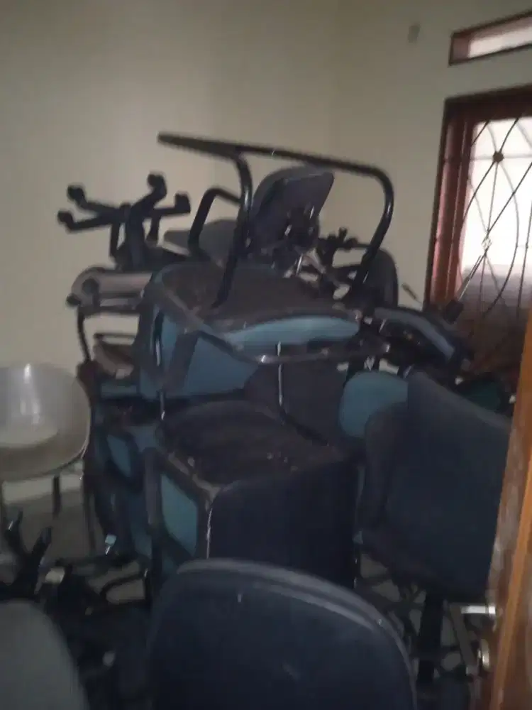 Dicari barang bekas proyek, kantor dll