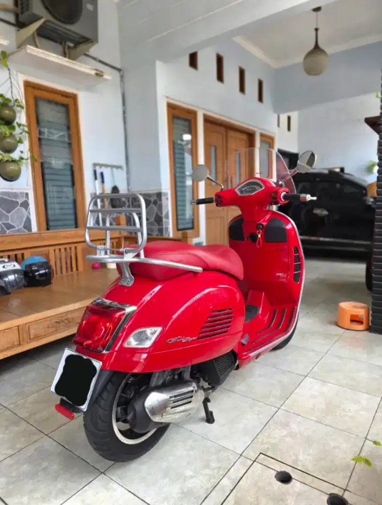 BU Vespa GTS 150 IGet Siap Pakai