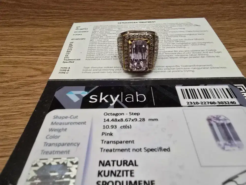 Batu Kunzite natural memo