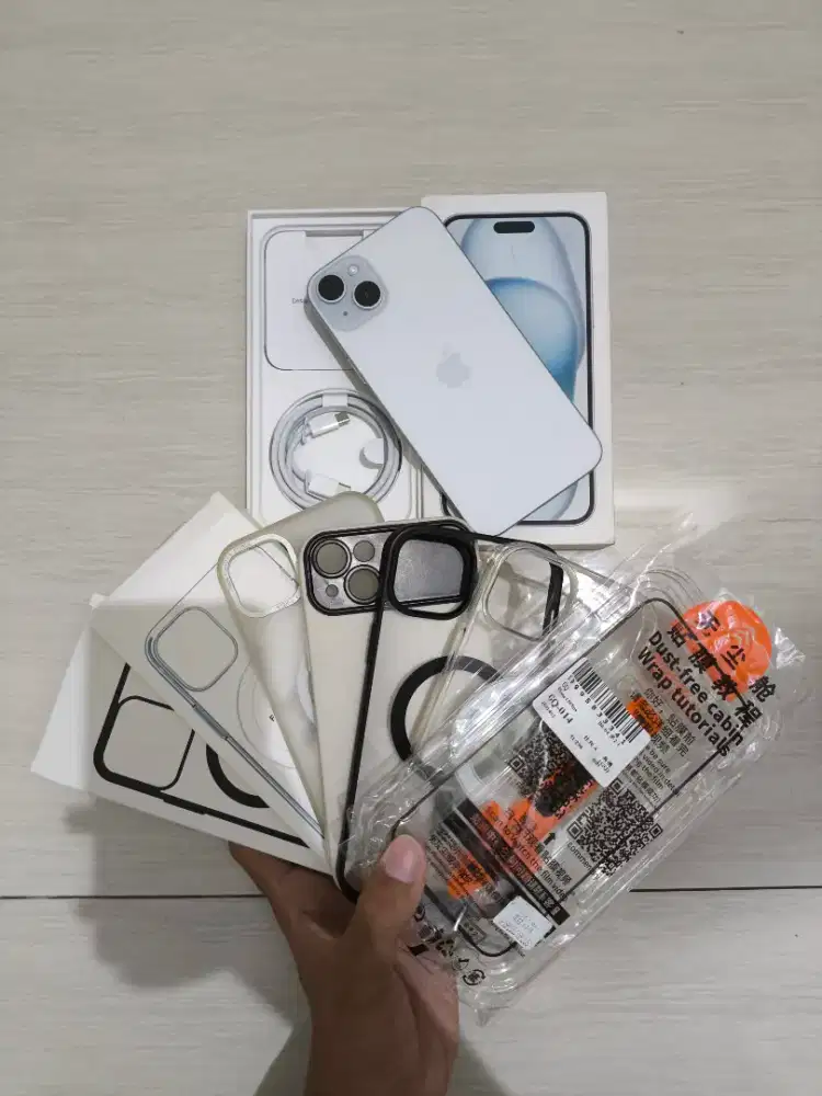 iphone 15 plus ibox 128 blue pemakaian 1 bulan tok