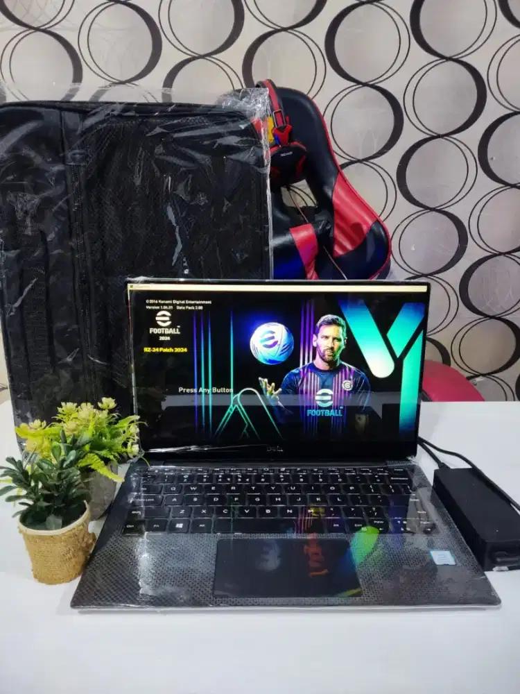 DELL XPS 13 9370-V21 Superslim Layar 4K Premium Edition