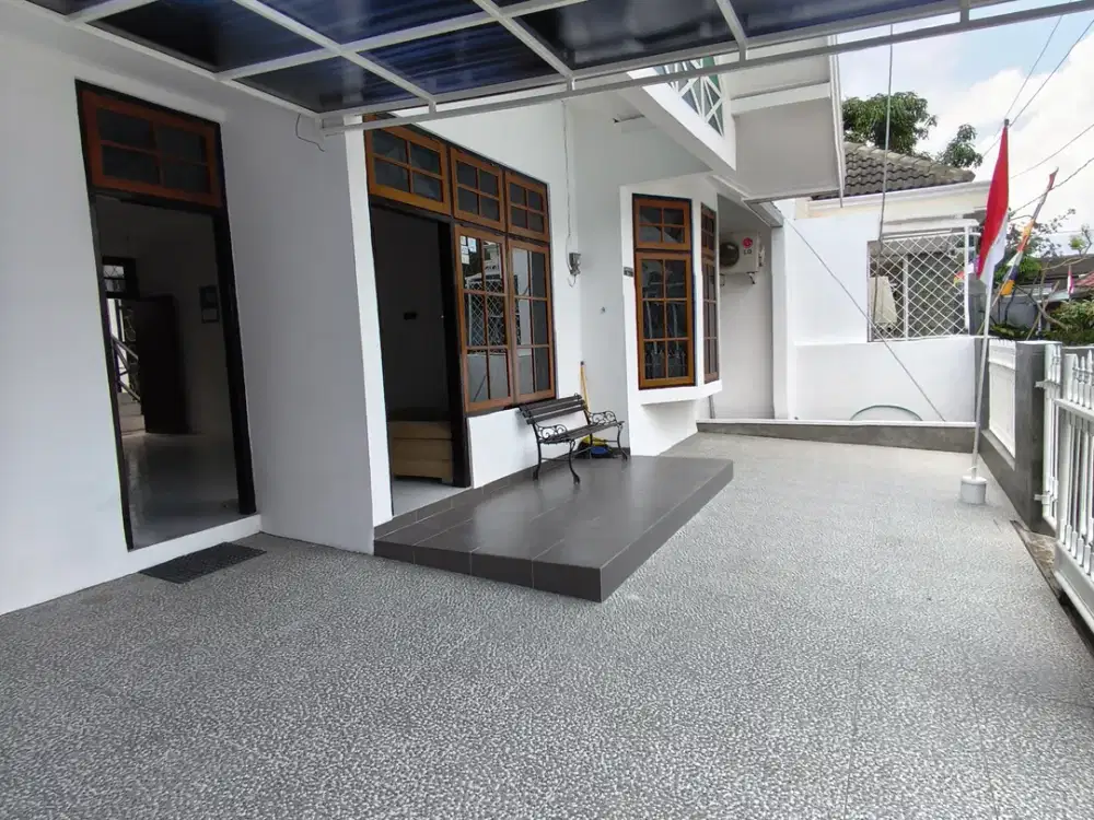 TERMURAH, Jual Rumah 4kamar Dalam perumahan Dekat UPN Dan AMIKOM JOGJA