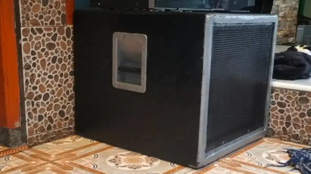 SPEAKER 15 IN AUDAX PLUS BOX