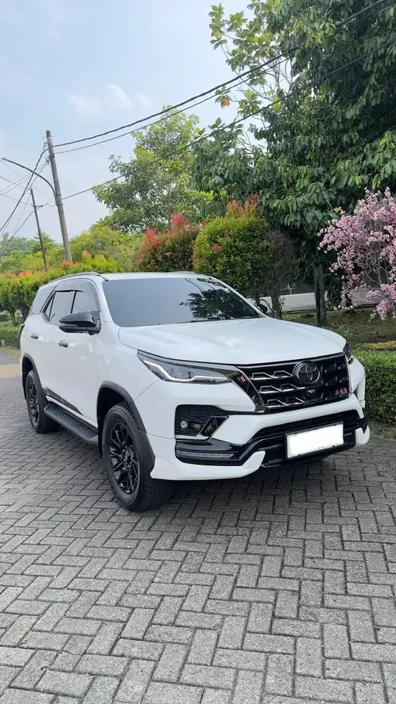 Fortuner 2.8 gr sport, km 7000 full service record 2022 pemakaian 2023