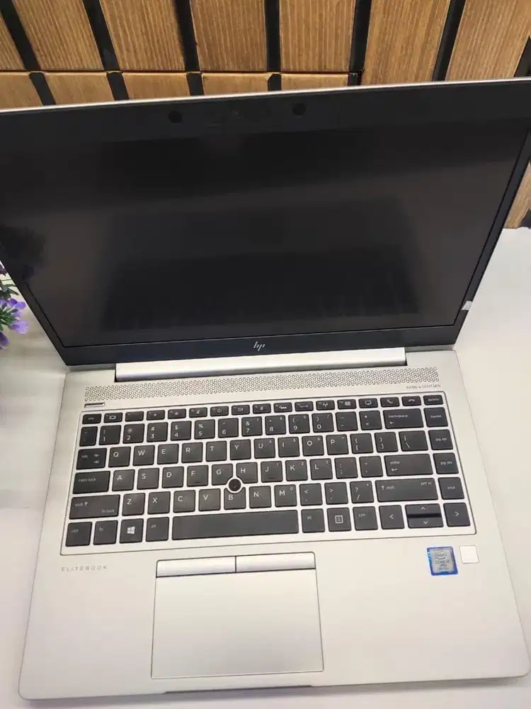 Hp elitebook 840 G6 intel core i7 gen8 8gb
