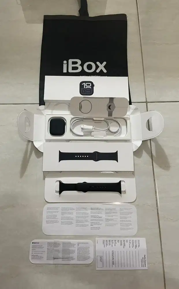 Apple watch Series 10 46mm IBOX Resmi BH 100% garansi on Agustus 2026