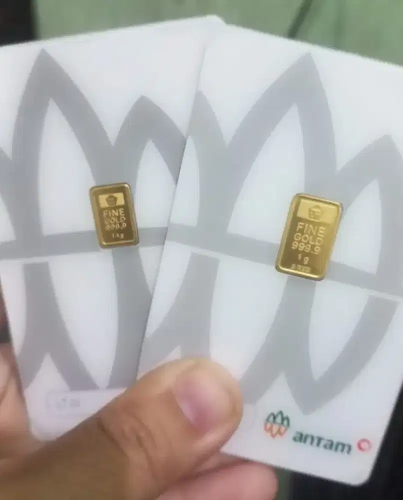 Emas Logam Mulia Antam Certicard