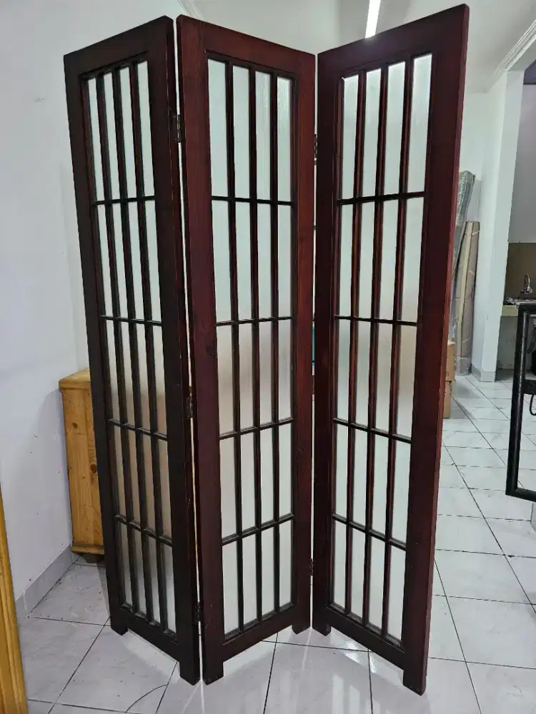 Partisi kayu jati asli dari bali