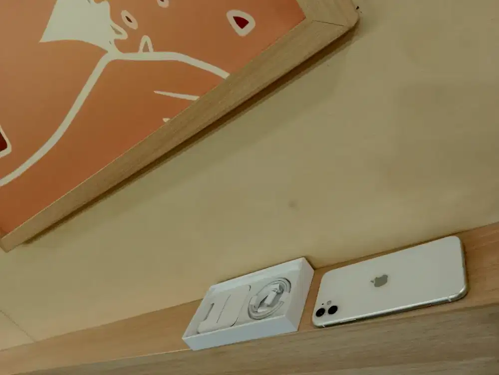Iphone 11 128gb seadanya mewah