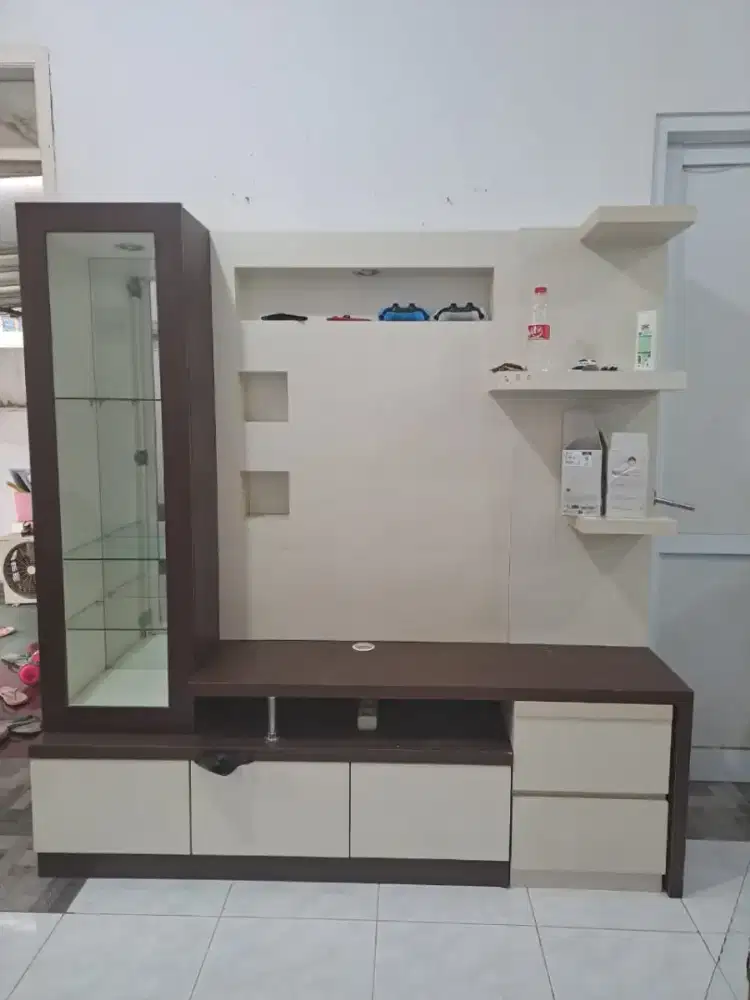 Rak tv minimalis bekas