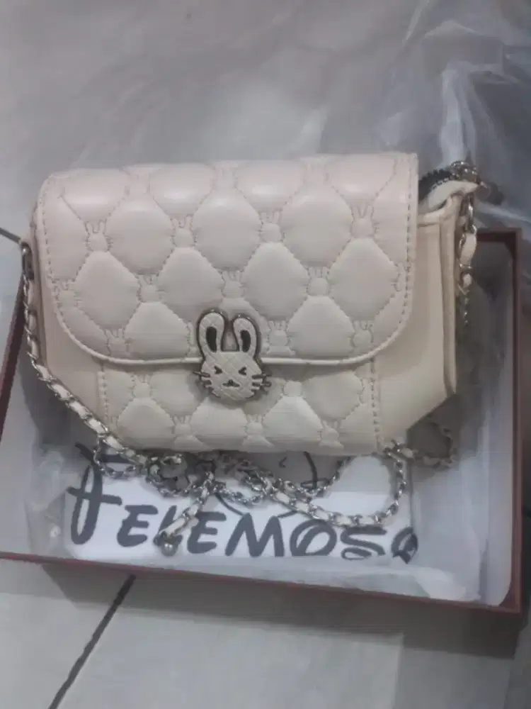Tas sling kecil lucu import