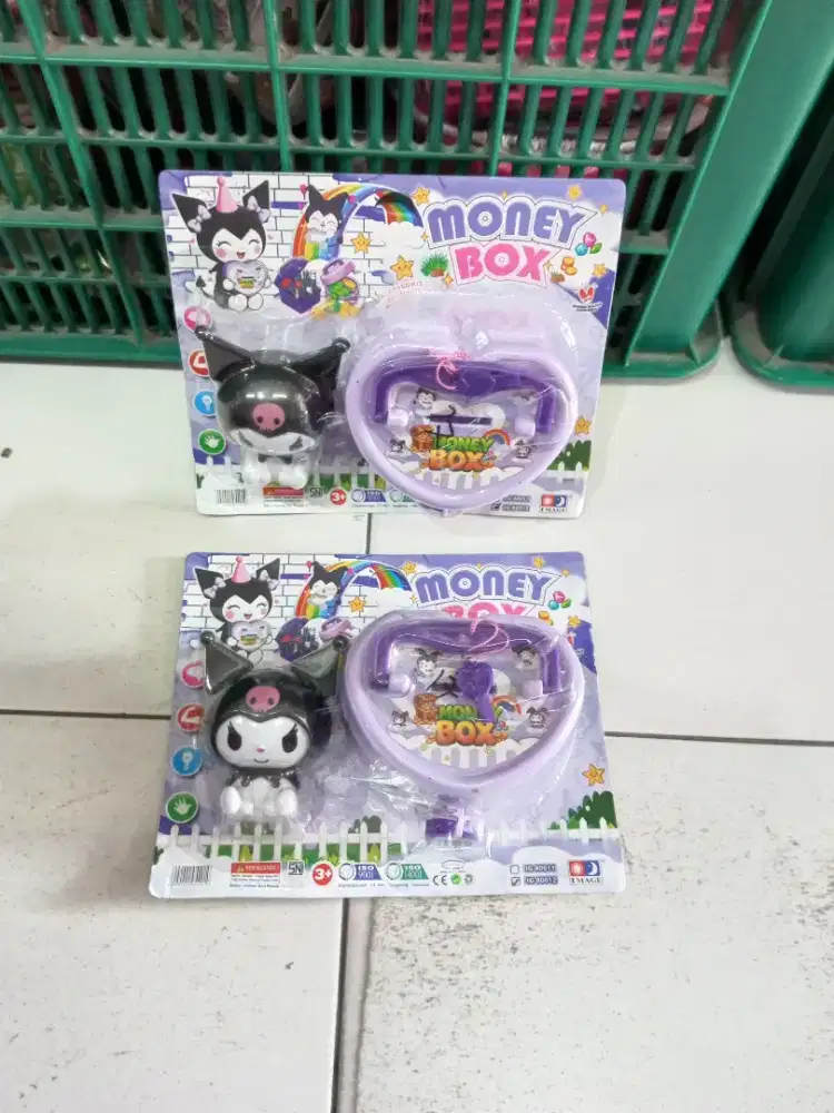 Mainan anak money box kuromi