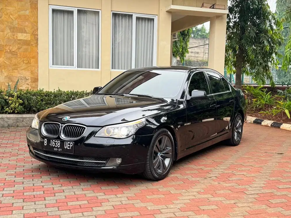 BMW 523i E60 tahun 2010