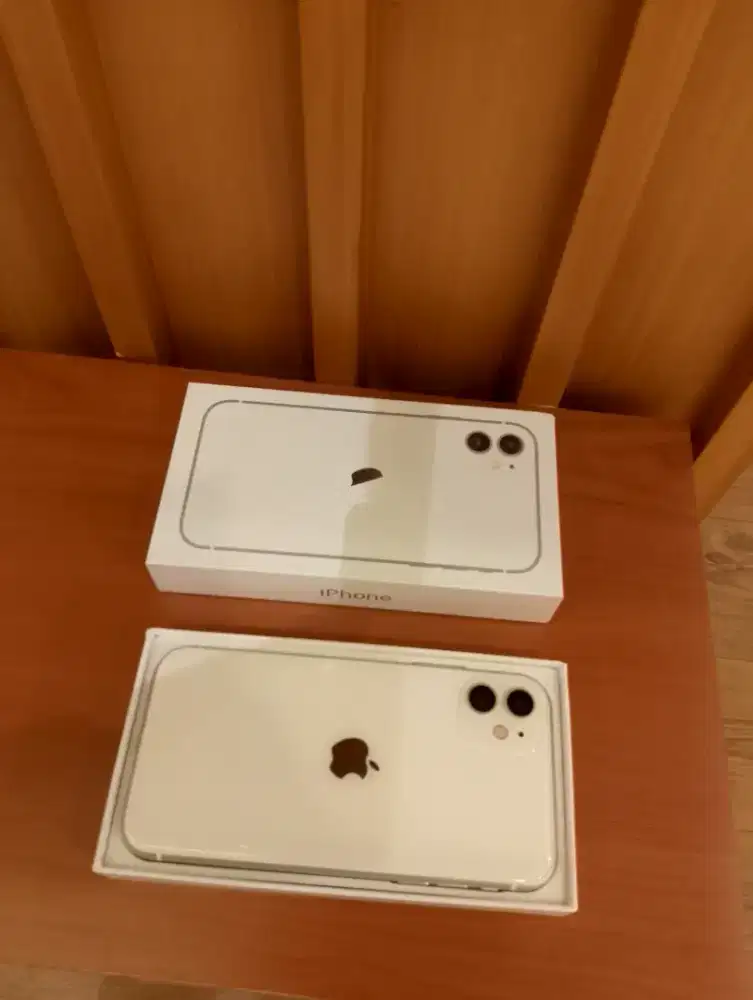 Iphone 11 128gb warna seimbang