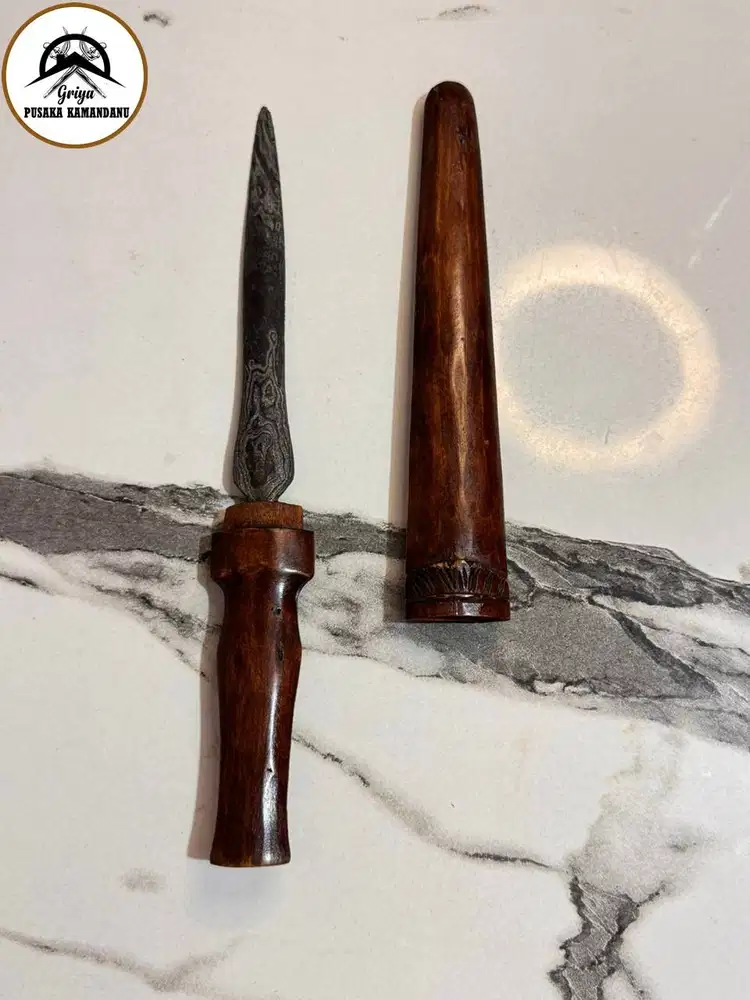 TOMBAK BERING WADON PAMOR DWI WARNO TANGGUH TUBAN