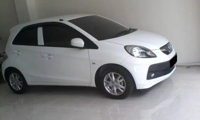 km 100rb BRIO 1.3 E MATIC 2013 CBU