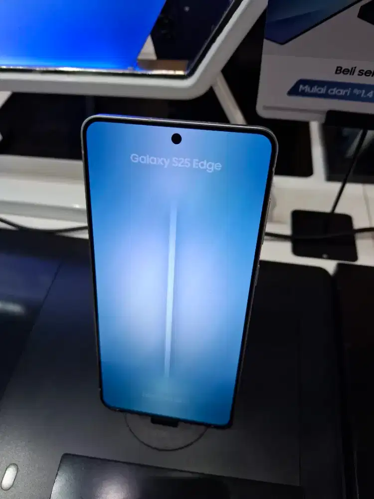 SAMSUNG S25Edge Paling Tipis