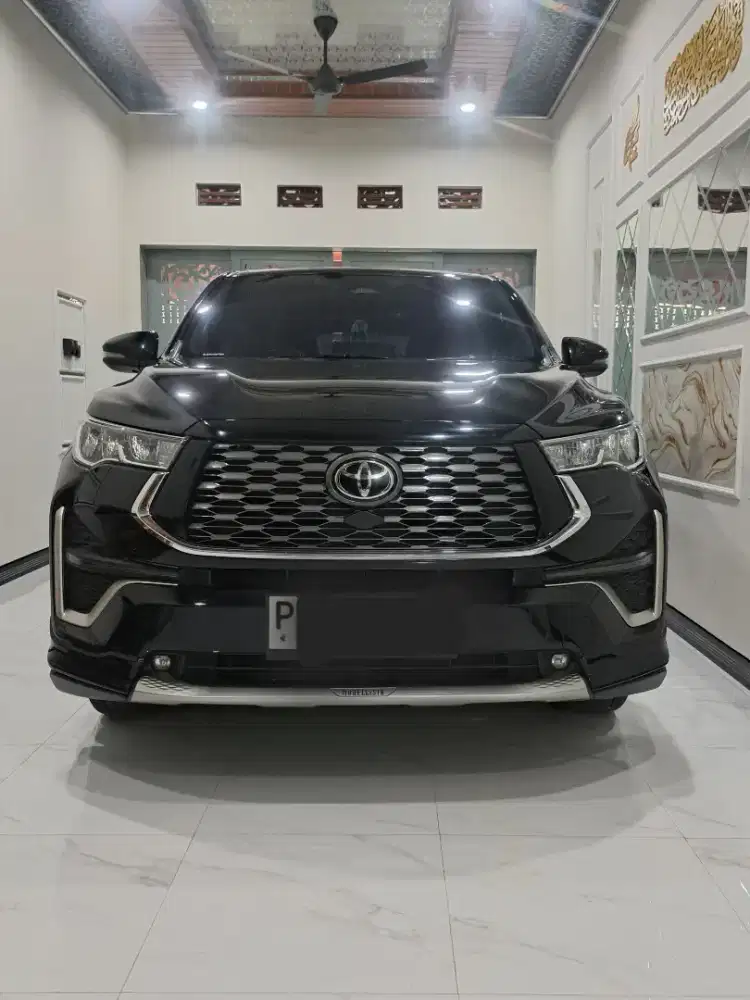Innova zenix Q 2022 HV TSS MODELISTA HYBRID AT