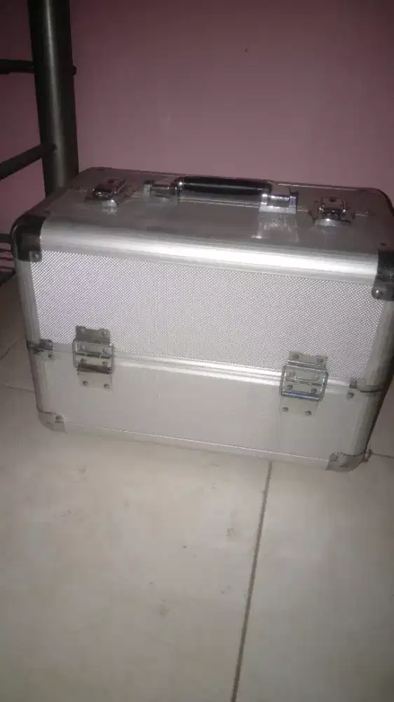 koper makeup preloved