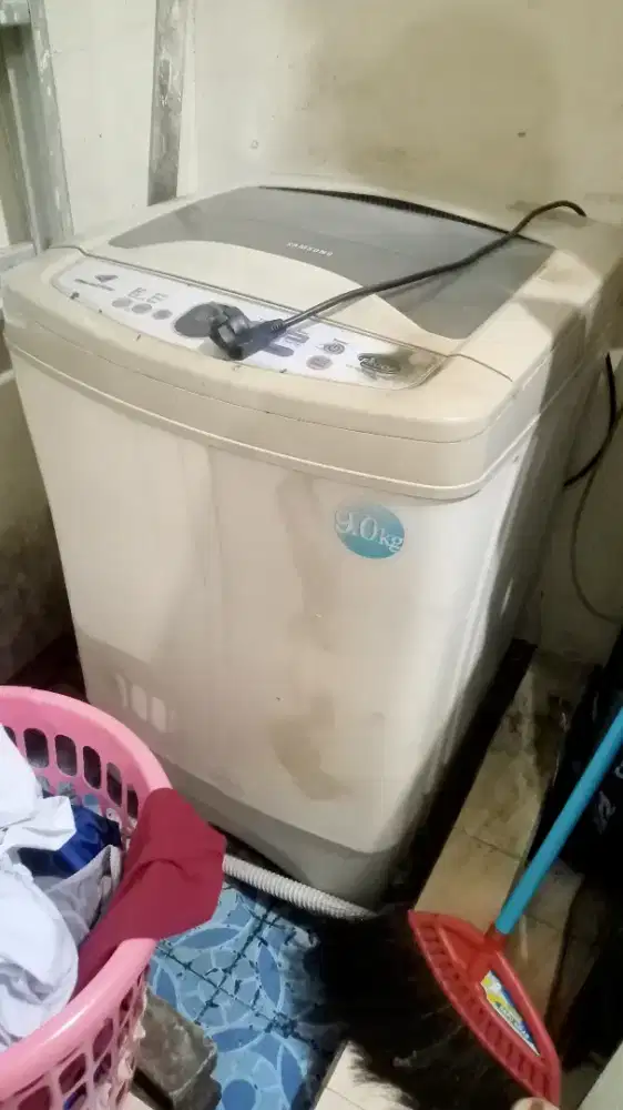 Mesin cuci 1 tabung Samsung wa90f4