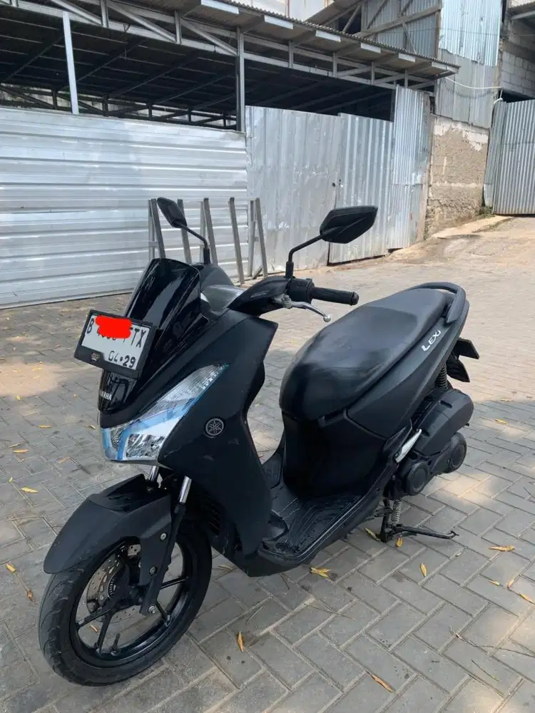 Yamaha Lexi 2019 SS lengkap, KM 10,7 ribu, siap pakai