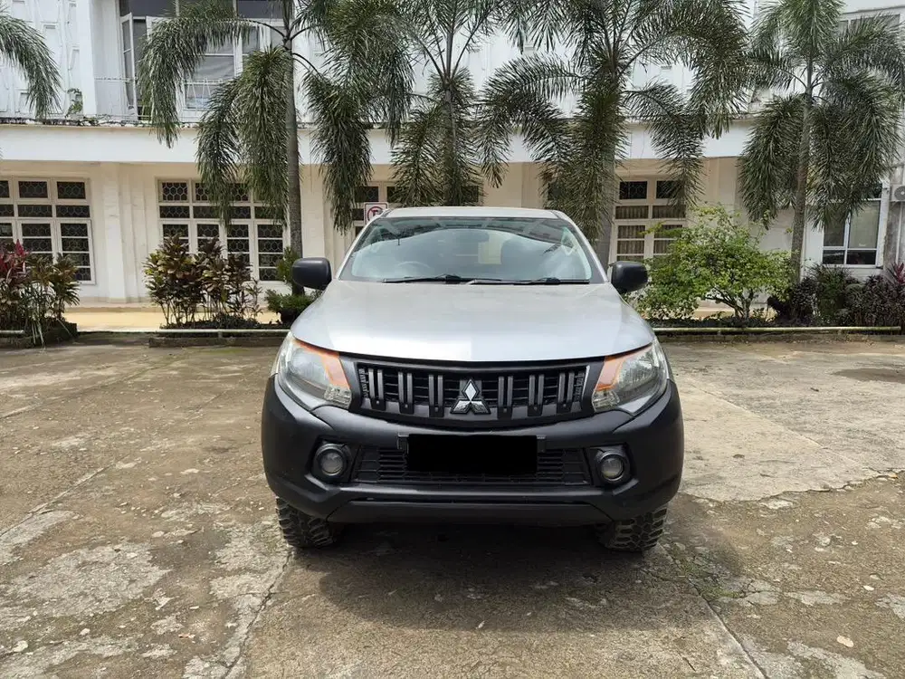 Mitsubishi Strada TRITON 4x4 HDX Double Cabin D Gardan Th 2018 BG Kota