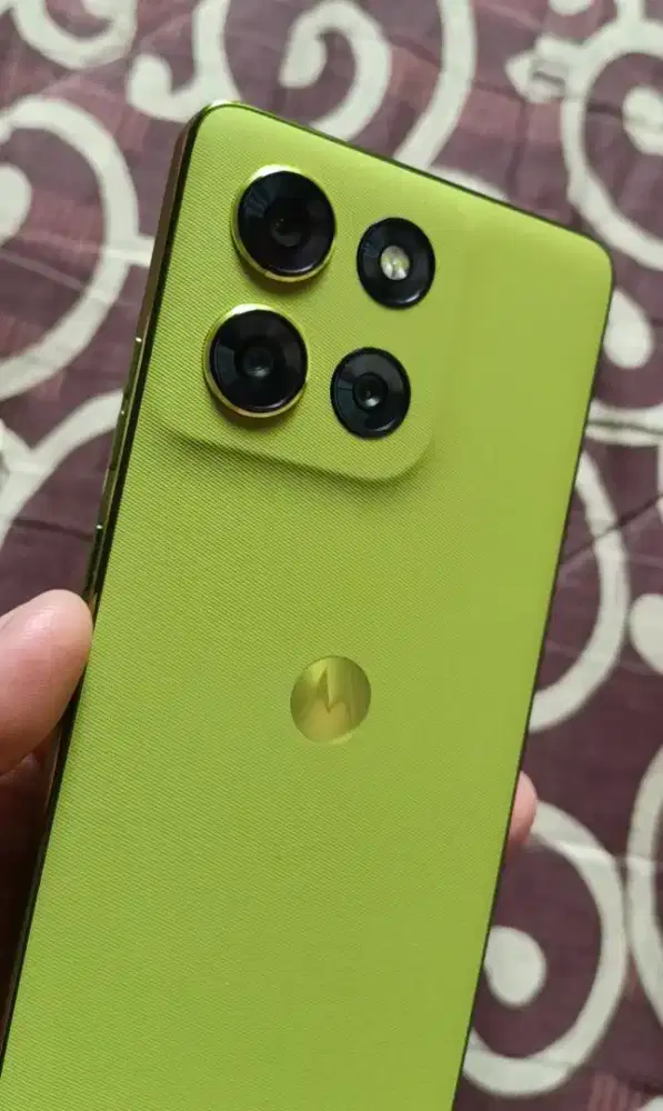 Handpone Motorola G86 power