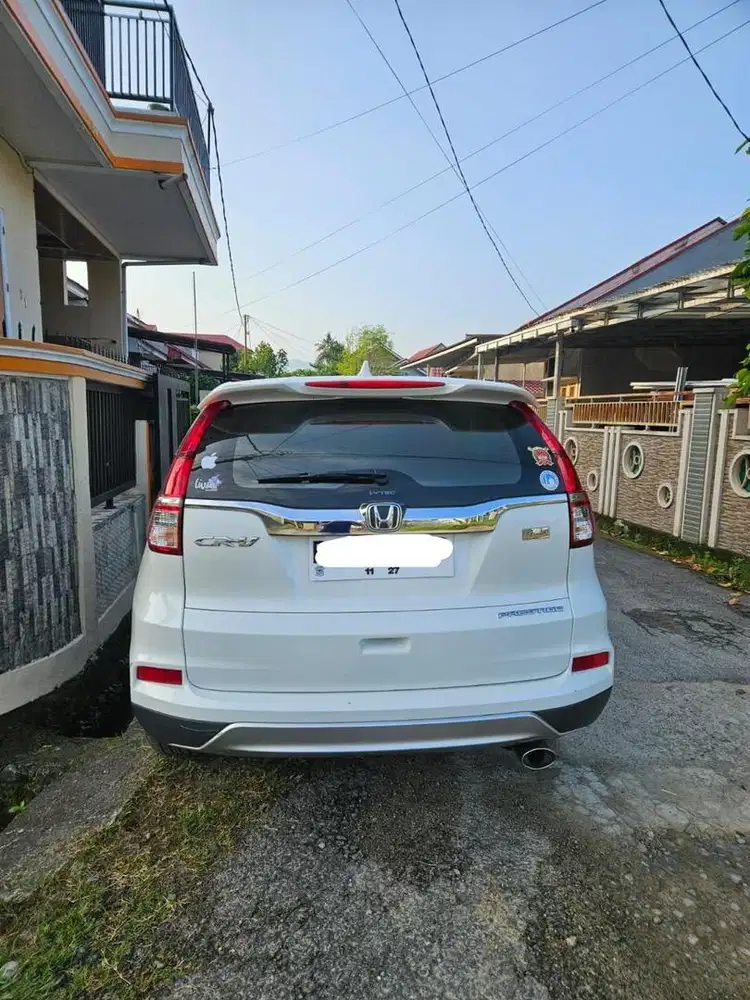 dijual cepat cr-v 2017 prestige audio fender sunroof