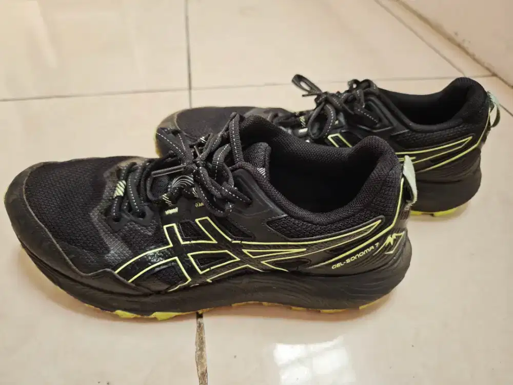 Sepatu gunung trail run Asics Gel Sonoma 7