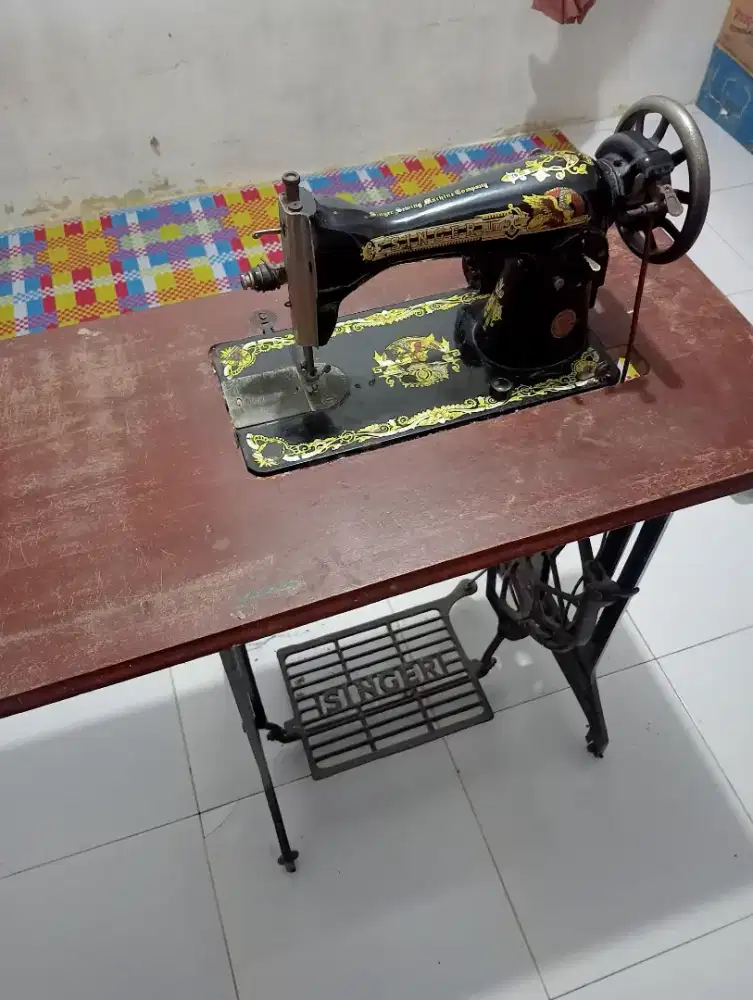 Jual mesin jahit bekas