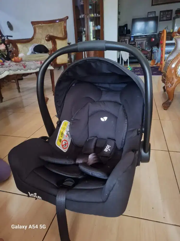 Car seat Joie Gemm (new born)