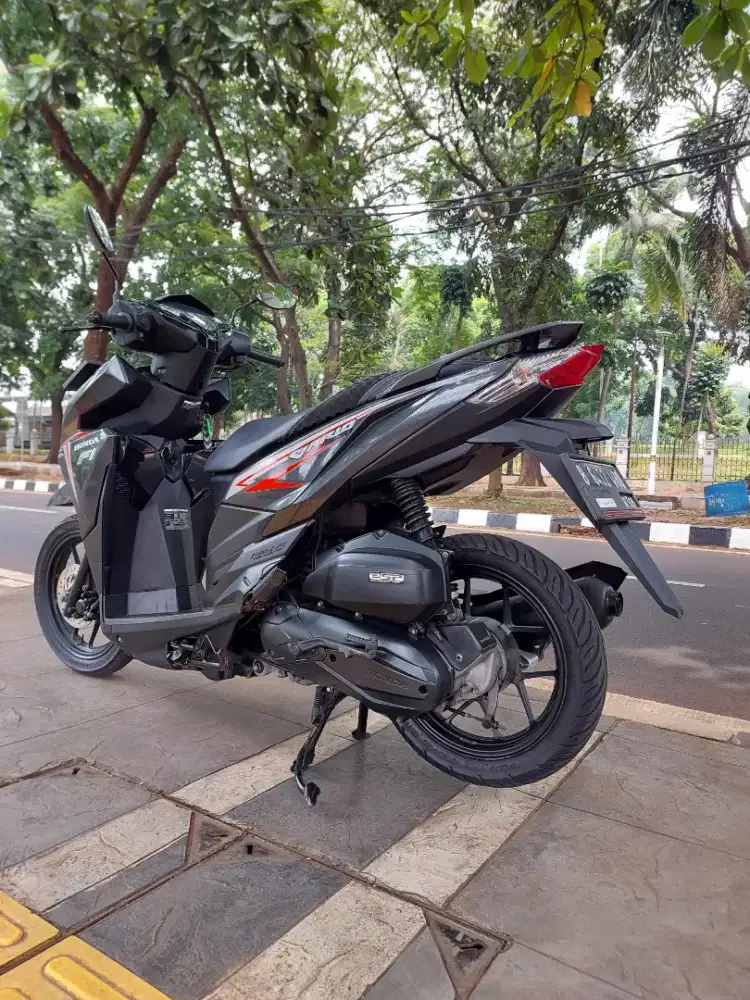 DIJUAL CASH HONDA VARIO 125 LED OLD CBS THN 2016 PAJAK IDUP SIAP PAKAI