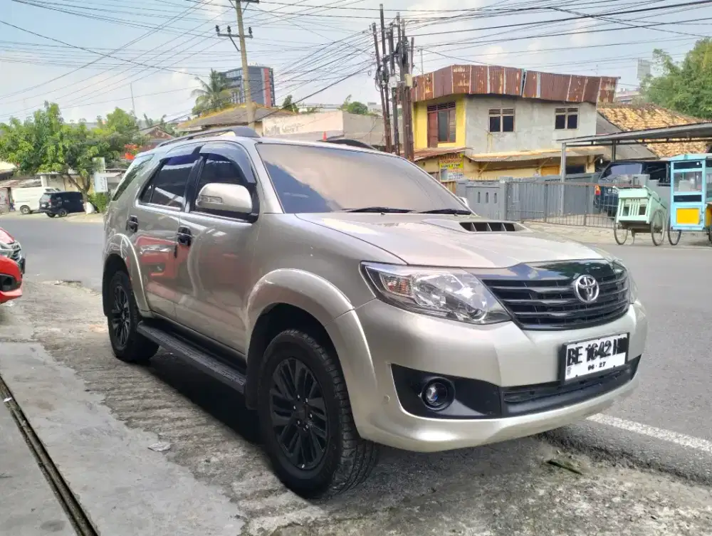 FORTUNER G 2.4 VNT DIESEL 2013