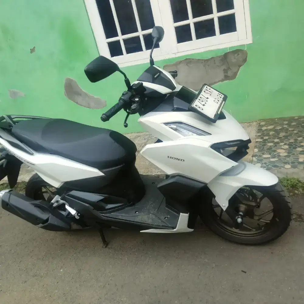 Honda vario 160 lengkap pajak telatt.