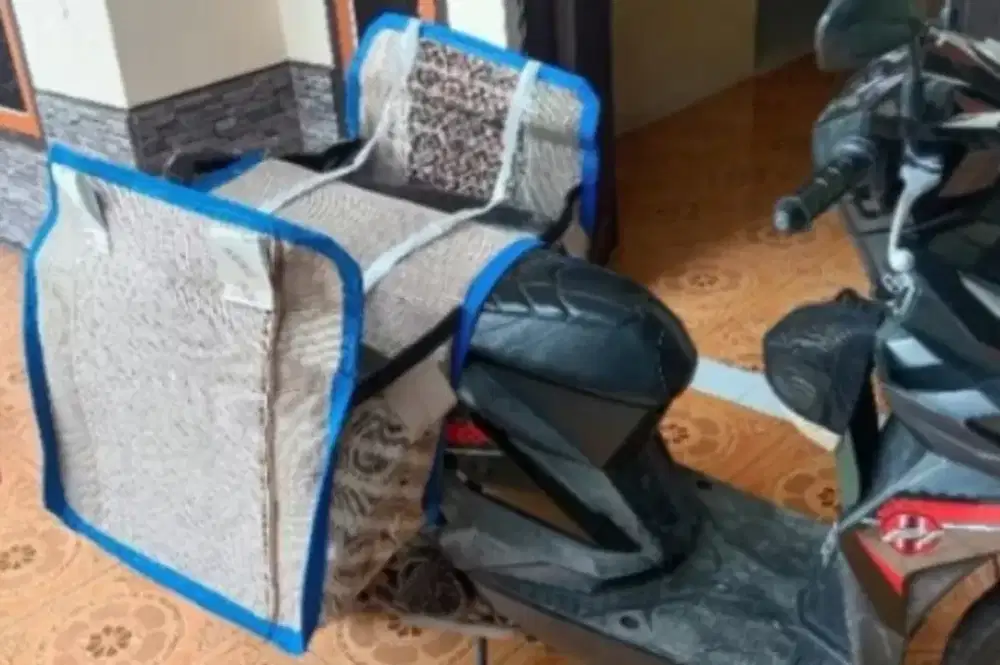 Tas obrok motor tebal