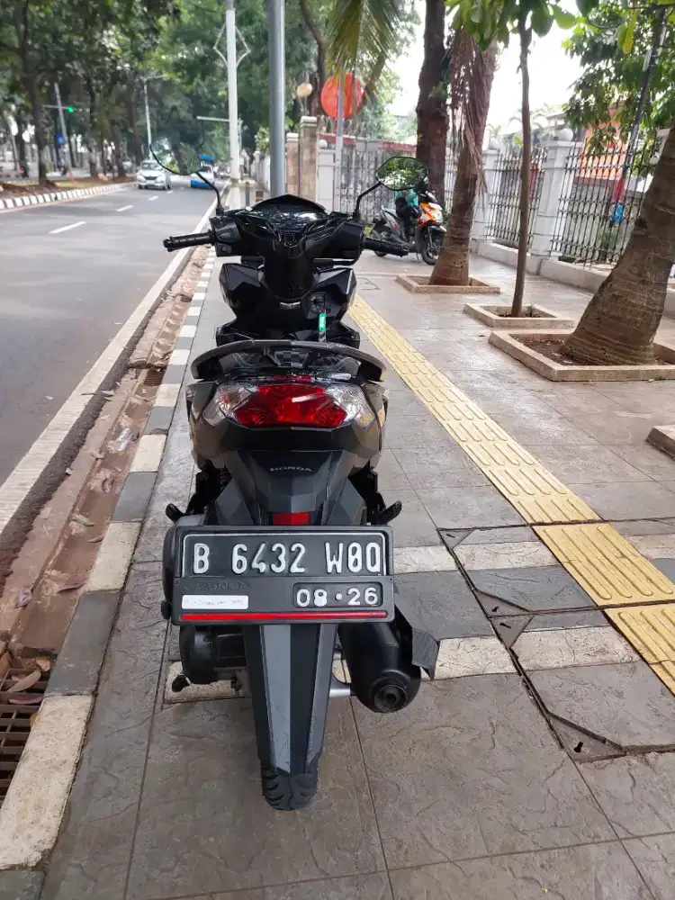 DIJUAL CASH HONDA VARIO 125 LED OLD CBS THN 2016 PAJAK IDUP SIAP PAKAI