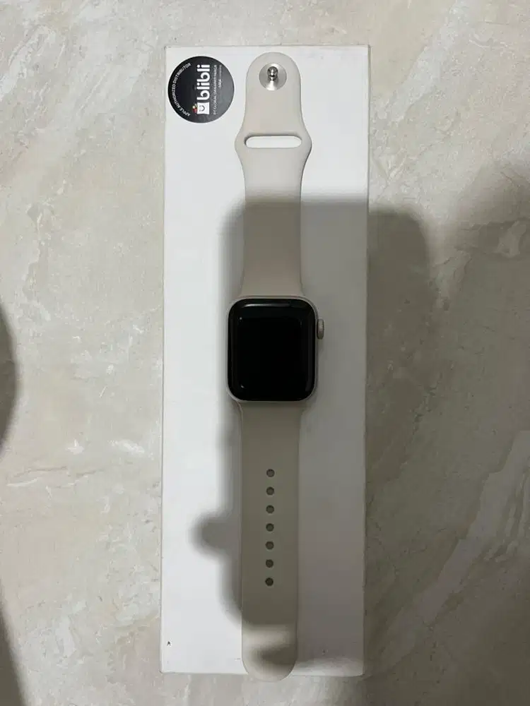 Apple watch SE gen 2 baru 1 bulan beli
