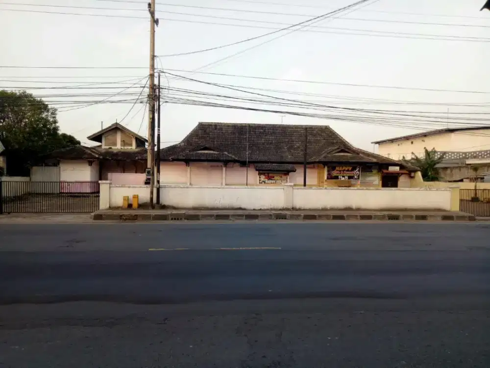 Tanah Bangunan Properti Komersil Luas 2400m di Jl Tuban - Semarang